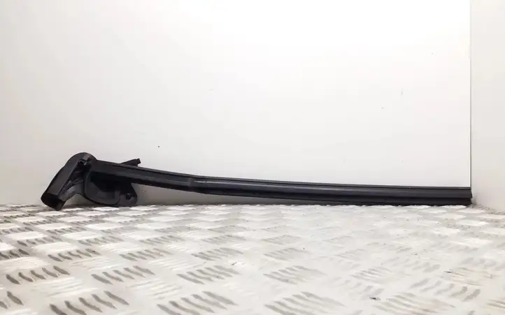 Audi A3/S3 8P (2008 - 2013) 8P7839480C Облицовка заднего бокового стекла — фото 2