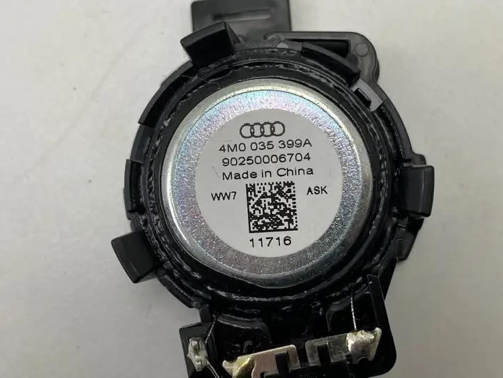 Audi Q7 4M (2015 - ) 4M0035399A Твитер передней двери — фото 4