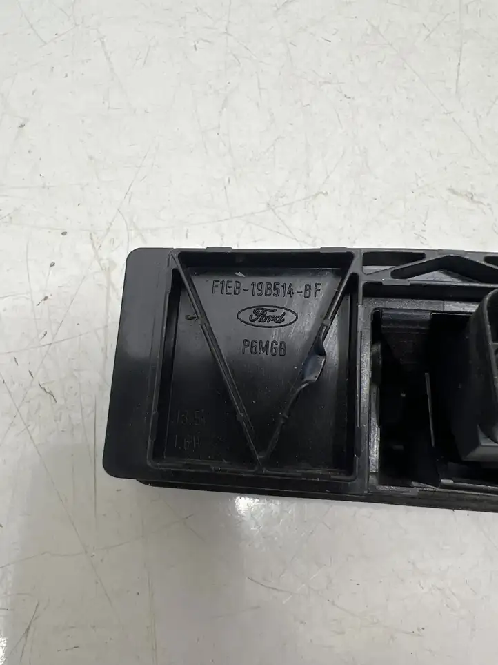 Ford Fiesta (2017 - ) F1EB19B514BF Видеокамера заднего вида — фото 4