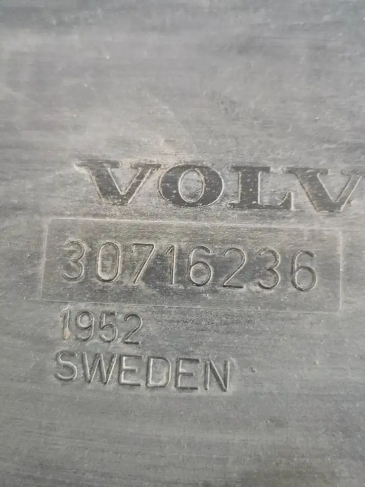 Volvo S60 (2004 - 2010) 30716236 Прочие детали днища — фото 3