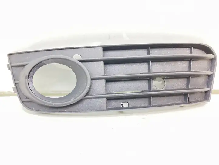 Audi A4 S4 B8 8K (2007 - 2011) 8K0807681A Решетка противотуманной фары — фото 1