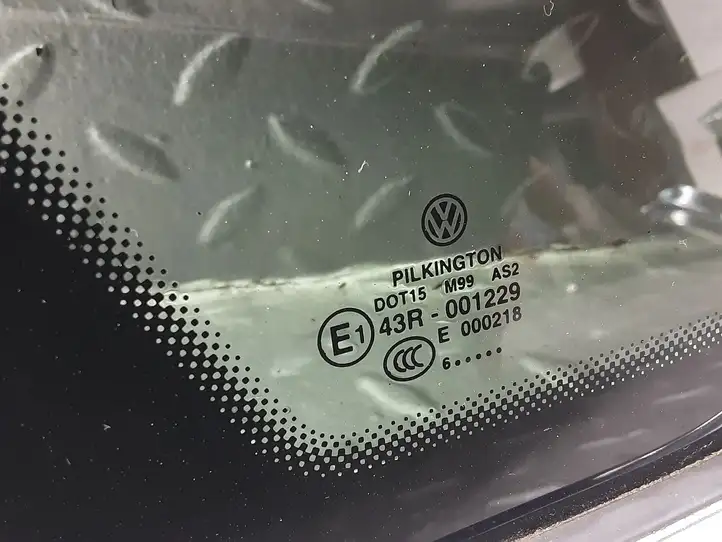 Volkswagen PASSAT B8 USA (2016 - ) 561845297G Заднее боковое стекло — фото 2
