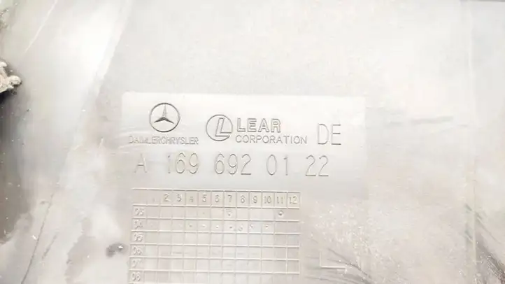 Mercedes-Benz A W169 (2004 - 2012) A1696920122 Прочие детали салона — фото 3