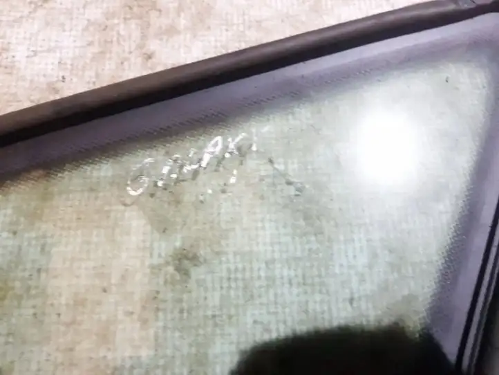 Ford Galaxy (2000 - 2006) Треугольное стекло кузова — фото 2