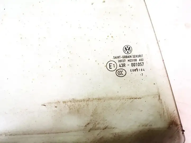 Volkswagen Golf V (2003 - 2009) Форточка двери — фото 3