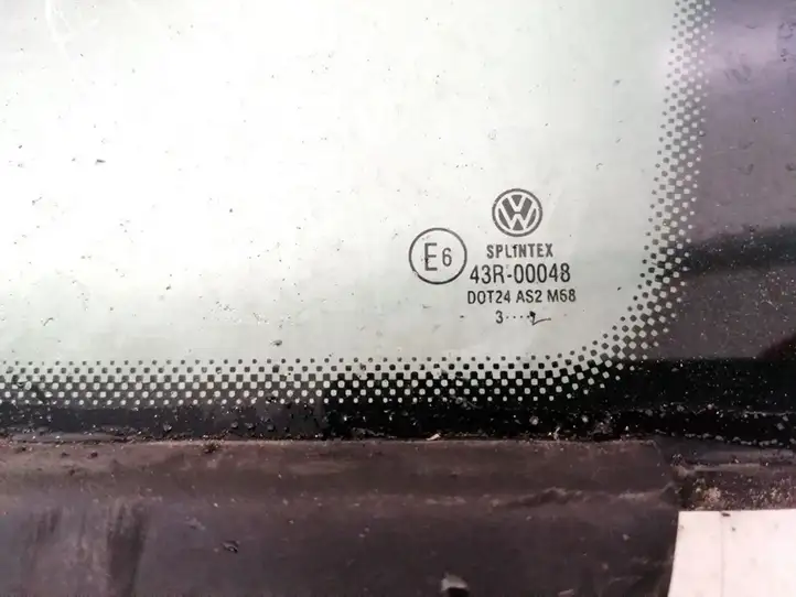 Volkswagen Touran I (2003 - 2010) Треугольное стекло кузова — фото 2