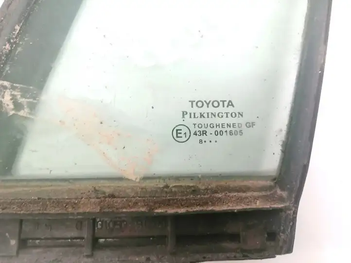 Toyota Avensis T270 (2009 - 2012) Треугольное стекло кузова — фото 2