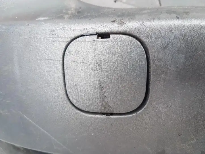 Renault Scenic II - Grand scenic II (2003 - 2006) Заглушка буксировочной петли бампера — фото 1