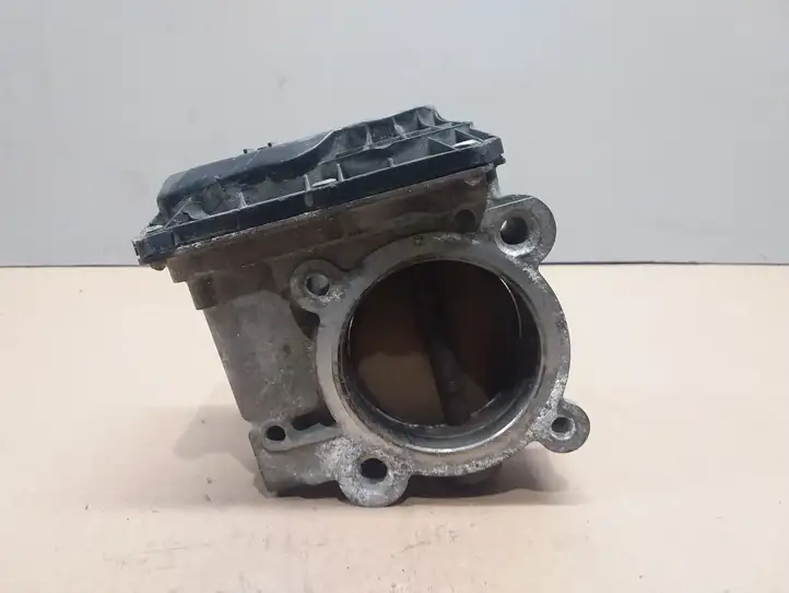 Volvo V50 (2004 - 2008) 10F150540 Дроссельная заслонка — фото 2