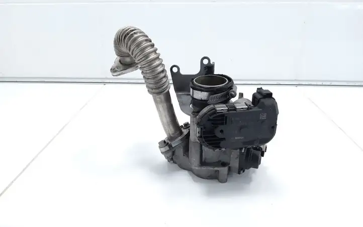 Renault Trafic II (X83) (2002 - 2014) 8200330810F Дроссельная заслонка — фото 1