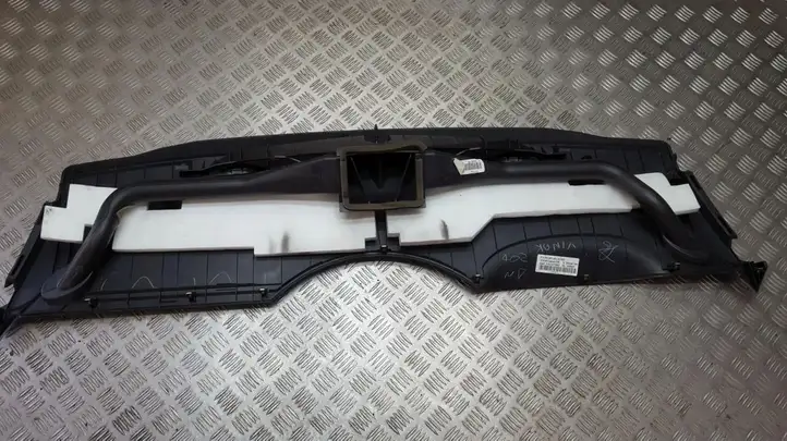 Nissan Note (E11) (2006 - 2014) 681019U100 Прочие детали салона — фото 2