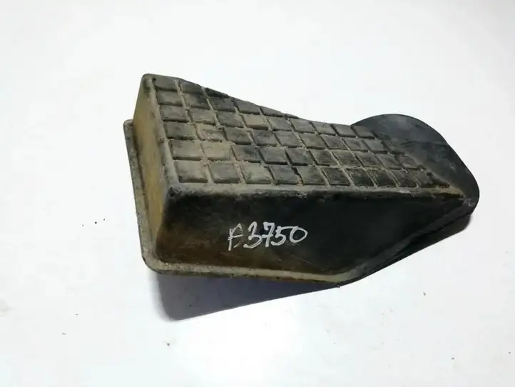 Toyota Avensis T250 (2003 - 2006) 5819205030 Прочие детали салона — фото 1