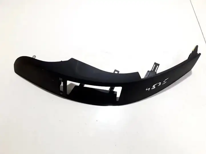 Toyota Corolla Verso AR10 (2004 - 2009) 5568064020 Прочие детали салона — фото 1
