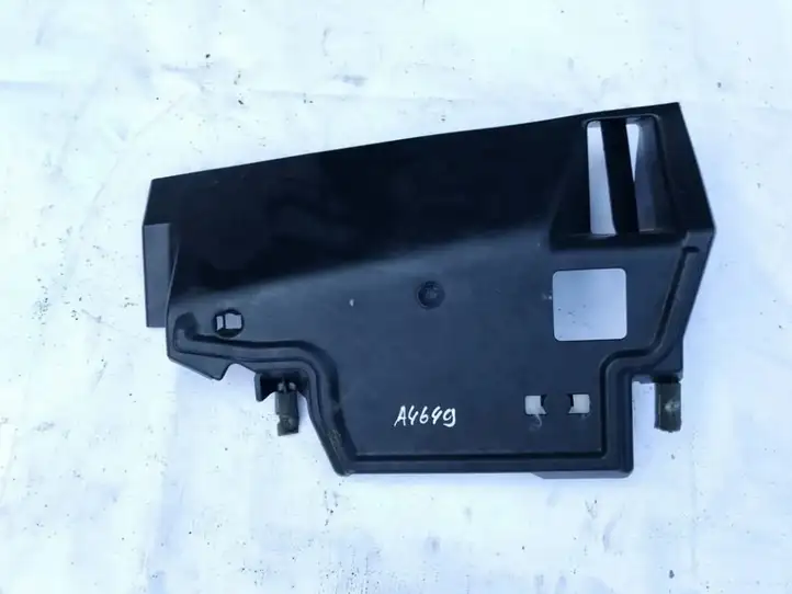 Toyota Prius (XW20) (2003 - 2009) 5560747010 Прочие детали салона — фото 1