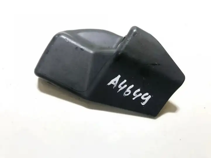 Toyota Prius (XW20) (2003 - 2009) 7215747030 Прочие детали салона — фото 1
