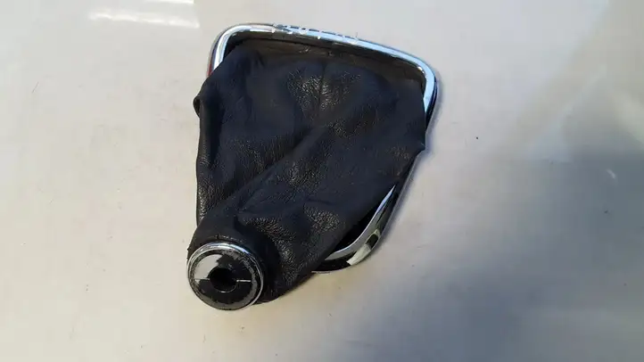 Toyota Corolla Verso AR10 (2004 - 2009) Прочие детали салона — фото 1