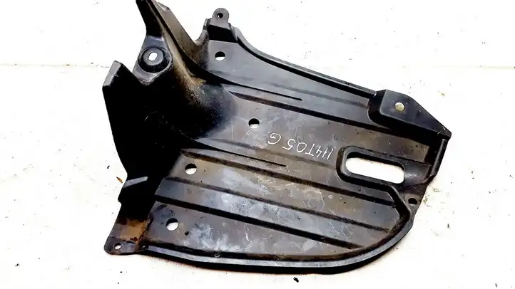 Toyota Avensis T250 (2003 - 2006) 5839805020 Защита двигателя — фото 1