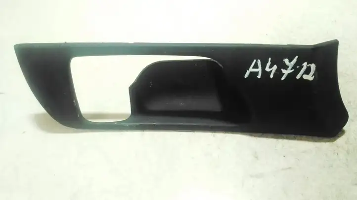 Toyota Avensis T250 (2006 - 2009) 6761505020 Прочие детали салона — фото 1