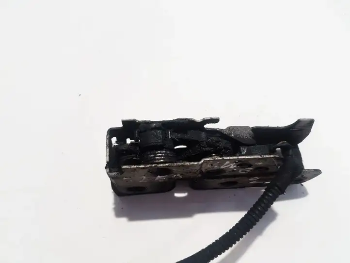 Volkswagen Golf VI (2009 - 2013)  4008 Замок капота