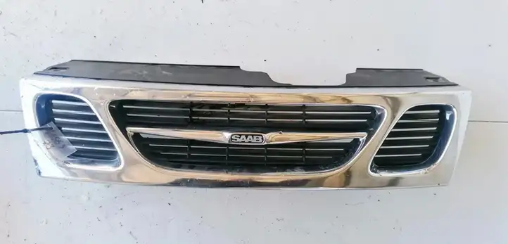 Saab 9-5 (1998 - 2005) 4677191 Передняя решетка — фото 1