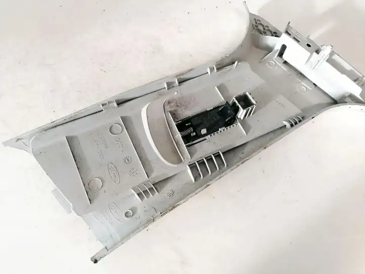 Ford Mondeo MK IV (2007 - 2014) Прочие детали салона — фото 3
