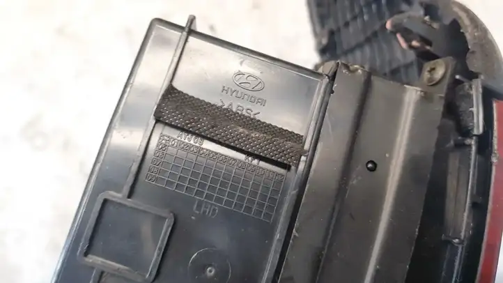 Hyundai Santa Fe (2005 - 2009) atj08kf1 Прочие детали салона — фото 3