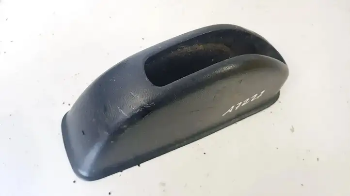 Toyota Avensis Verso (2001 - 2004) 5894144020 Прочие детали салона — фото 1