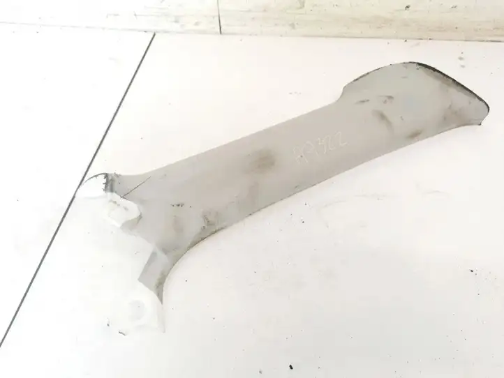 Toyota Avensis T250 (2006 - 2009) 6247205080 Прочие детали салона — фото 1