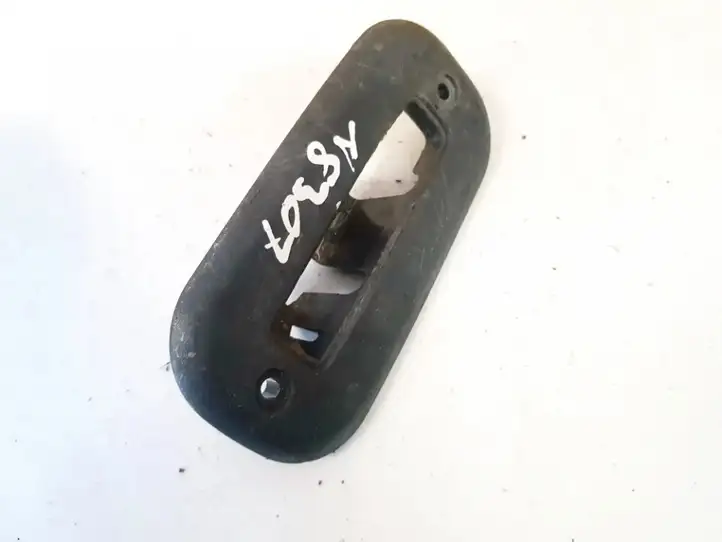 Ford Galaxy (2000 - 2006)  7m0883087f Другая деталь салона