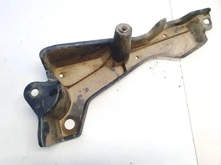 Toyota RAV 4 (XA30) (2006 - 2016) 5839842021 Защита двигателя — фото 2