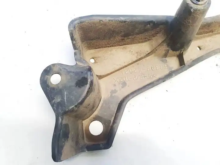 Toyota RAV 4 (XA30) (2006 - 2016) 5839842021 Защита двигателя — фото 3