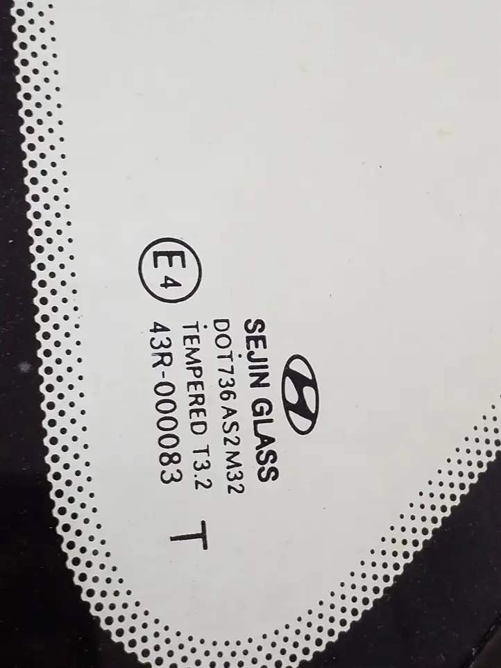 Hyundai i30 (2012 - 2015) 43R000083 Заднее боковое стекло — фото 3