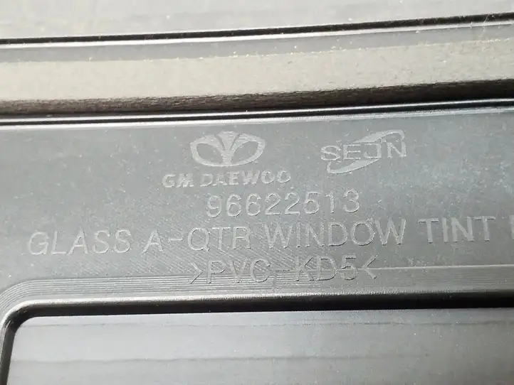 Chevrolet Captiva (2013 - 2016) 96622513 Заднее боковое стекло — фото 3