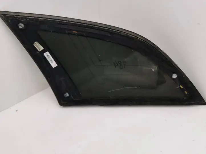 Mercedes-Benz C W204 (2007 - 2014) A2046707612 Заднее боковое стекло — фото 5