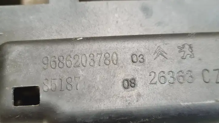 Peugeot 207 (2010 - 2016) 9686203780 Площадка аккумулятора — фото 5