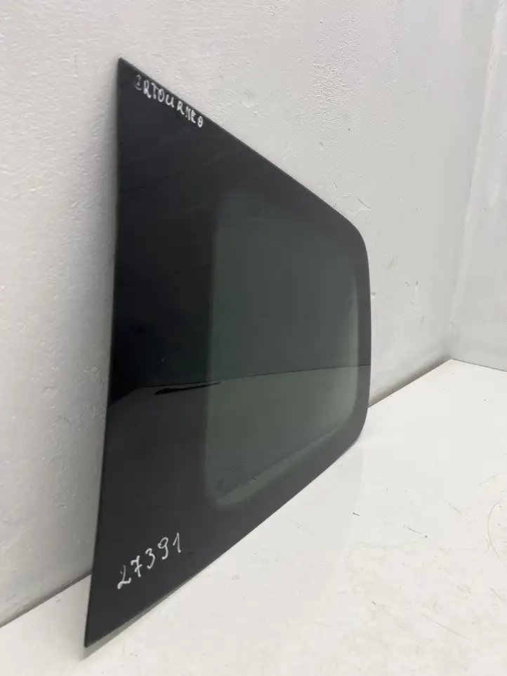 Ford Transit Courier (2014 - 2022)  ET76A29751B Заднее боковое стекло кузова