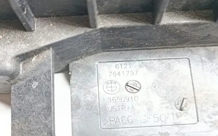 BMW 2 F46 (2015 - ) 7641797 Площадка аккумулятора — фото 2