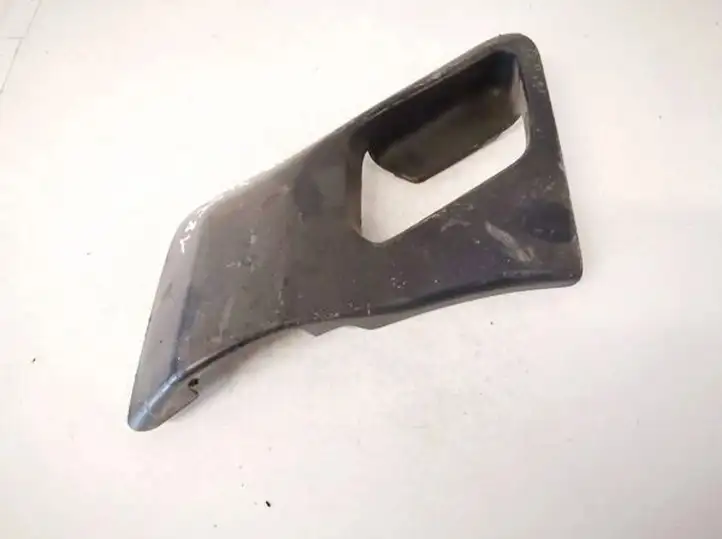 Citroen Xantia (1998 - 2002)  9613057677 Другая деталь салона