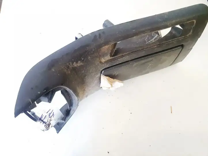 Toyota Avensis T250 (2006 - 2009) 5880505030 Прочие детали салона — фото 1