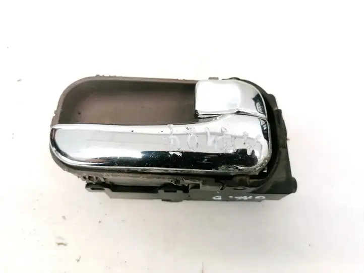 Nissan (2000 - 2006) Внутренняя ручка задней двери — фото 1