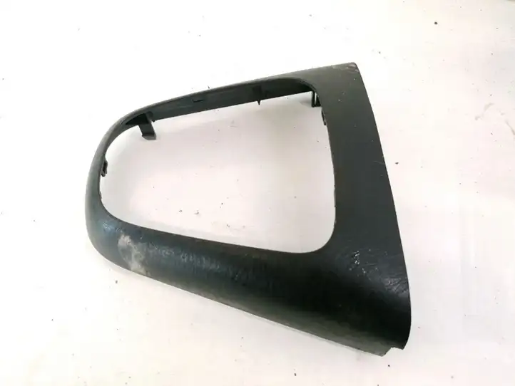 Toyota Corolla Verso E121 (2001 - 2004) 5884313020 Прочие детали салона — фото 1
