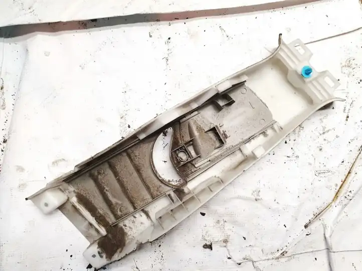 Toyota Avensis T250 (2003 - 2006) 7313605010 Прочие детали салона — фото 3
