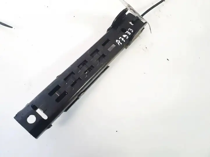 Skoda Octavia Mk2 (1Z) (2004 - 2013) 1t0857819a Прочие внешние детали — фото 3