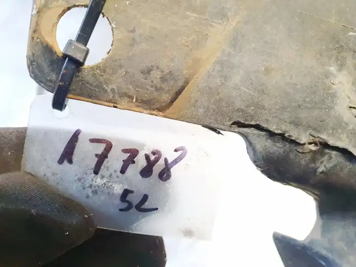 Ford Galaxy (2000 - 2006)   Панель радиаторов (телевизор)