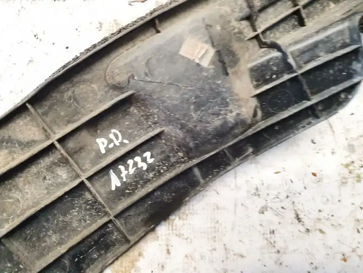 Toyota Corolla Verso AR10 (2004 - 2009) 538660f010 Прочие внешние детали — фото 2