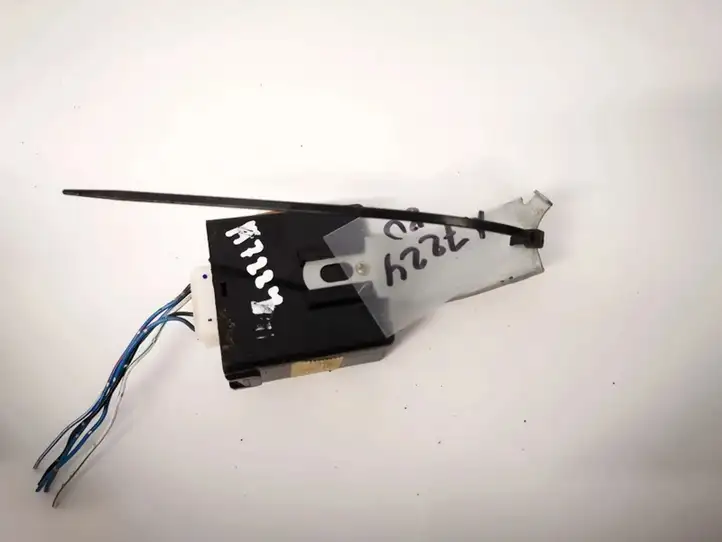 Mazda Premacy (1999 - 2005) ets300220 Мотор центрального замка — фото 3