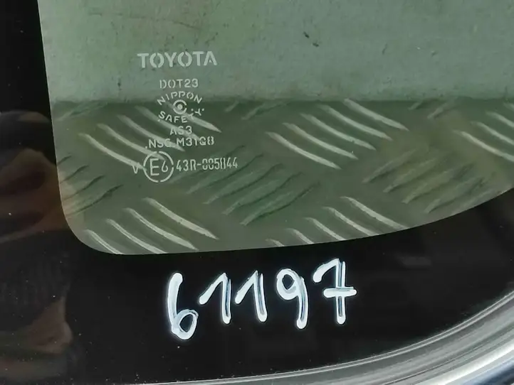 Toyota RAV 4 (XA40) (2012 - 2018) 43R005844 Заднее боковое стекло — фото 3