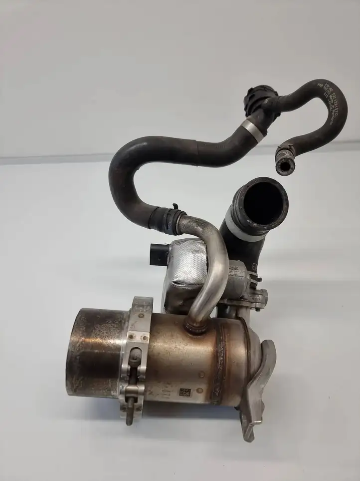 Seat Leon (5F) (2012 - 2019) 04L131512D Охладитель клапана EGR — фото 1