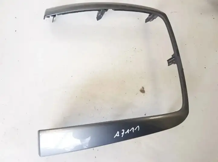 Toyota Avensis Verso (2001 - 2004) 5541444020 Прочие детали салона — фото 1