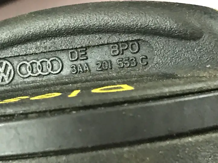 Audi A3/S3 8V (2012 - 2016) 8V4809906D Крышка топливного бака — фото 6